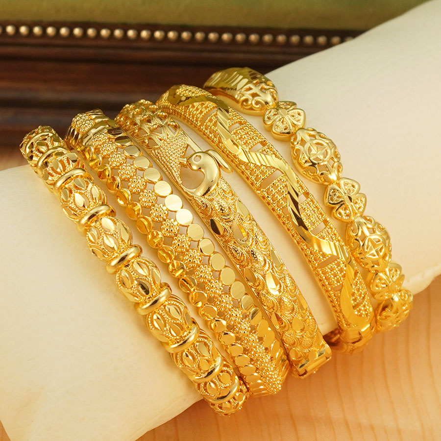 1Pcs Gold Tone Peacock Carved  - Ethnic Fashion Dubai recension och pris