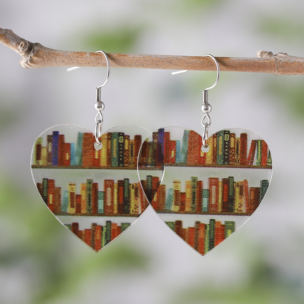 new library books, bookshelves - Ethnic Fashion Book recension och pris