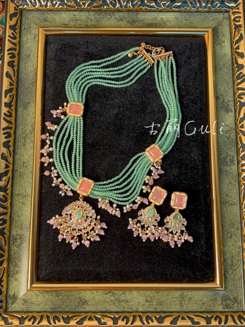 Vintage Court-Style Book Inscr - Ethnic Fashion Book recension och pris